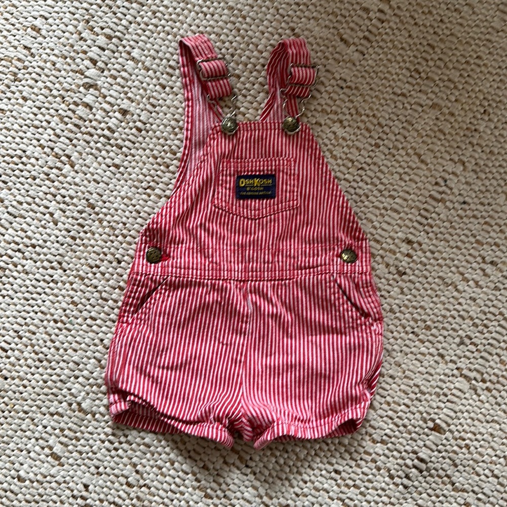 Vintage Oshkosh vestbak overall shorts in red railroad stripes